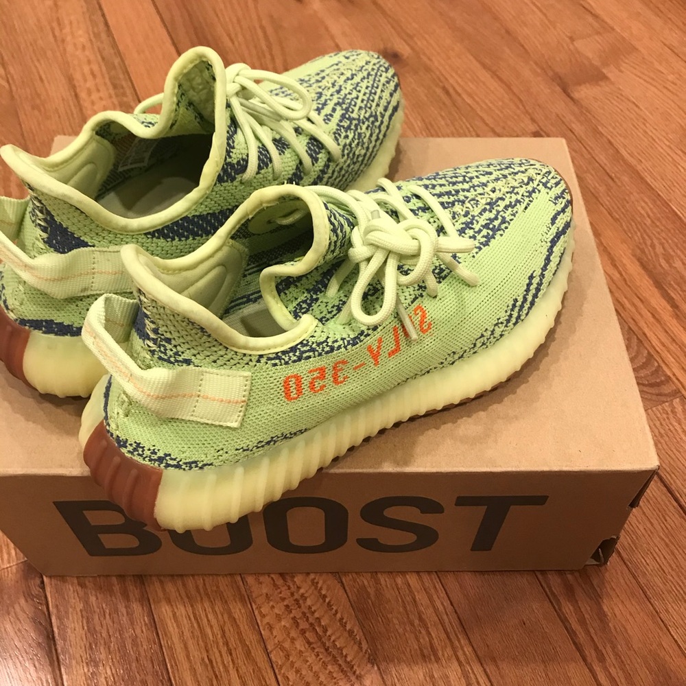 Men’s yeezy boost 350 V2